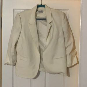 White Tahari Fall/Winter cropped blazer